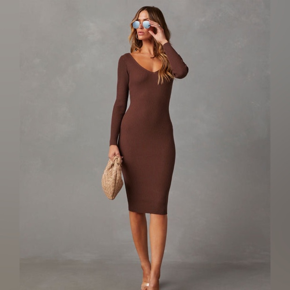 EUC Vici Wickson Ribbed Midi Sweater Dress